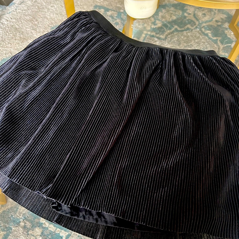 Old Navy Youth XL black skirt